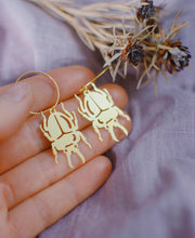 Load image into Gallery viewer, Pixie Nut Brass Earrings
